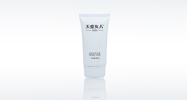 天愛女人潔面乳